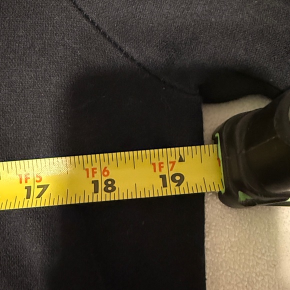 Abercrombie and Fitch black super soft black cold shoulder sweatshirt - Picture 5 of 8